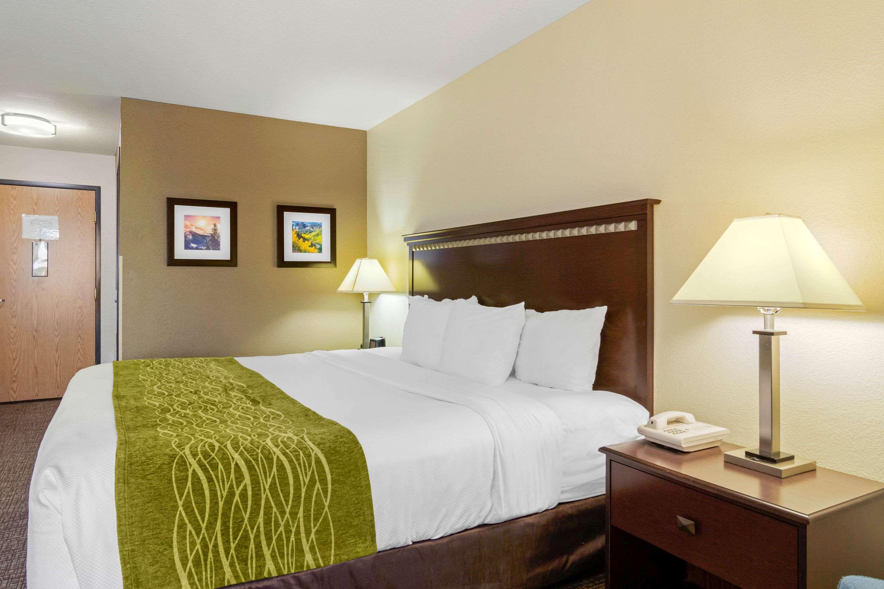 Comfort Inn & Suites Greeley Εξωτερικό φωτογραφία