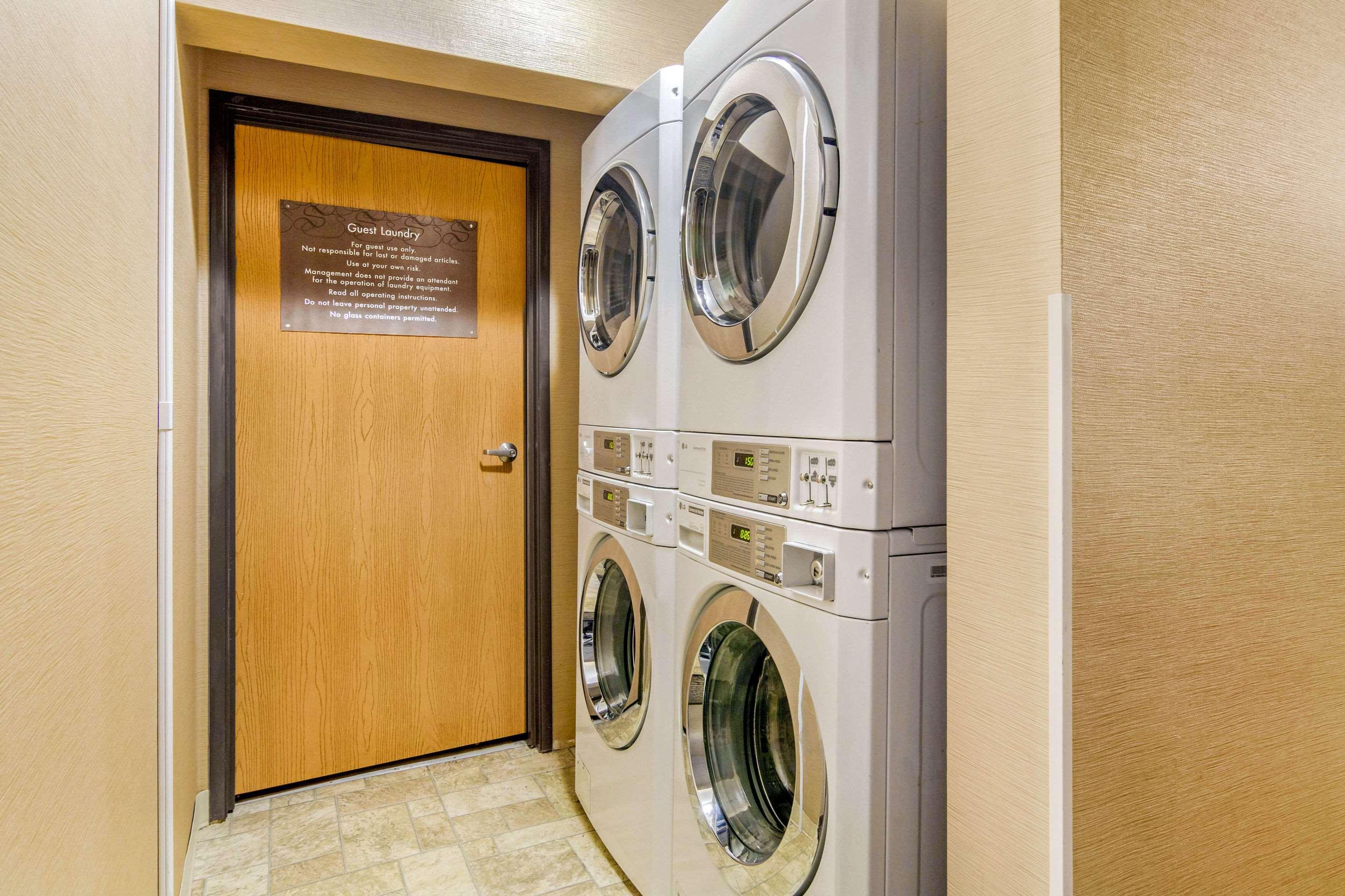 Comfort Inn & Suites Greeley Εξωτερικό φωτογραφία